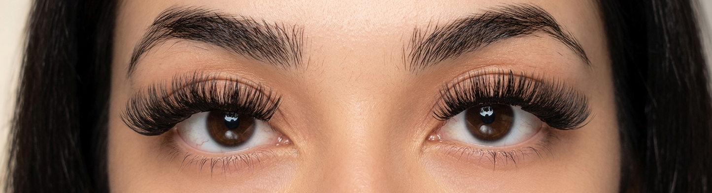 The Full Volume Lash Kit